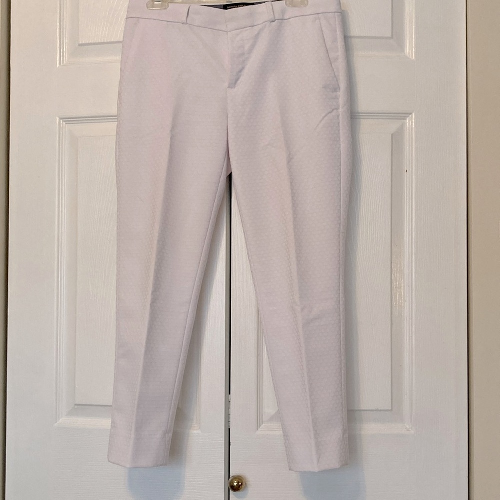 Like new Banana Republic White Pants- Size 4P